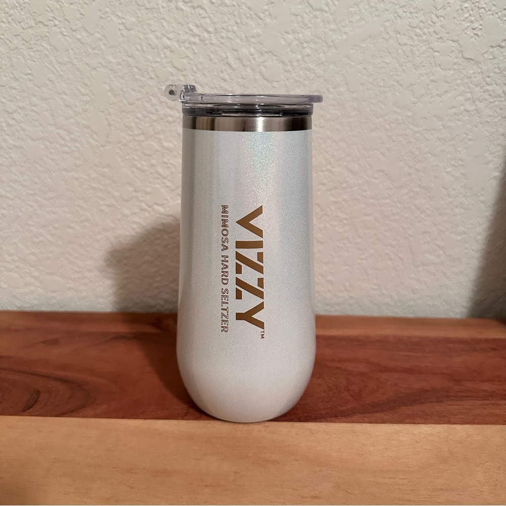 BrüMate Insulated Champgane Flute Glitter White 12oz NWT